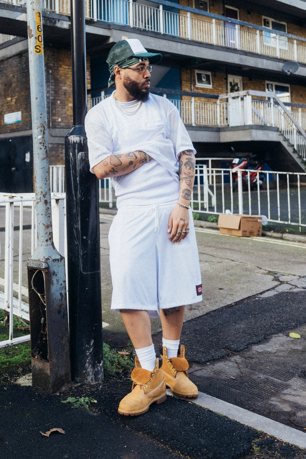 WHITE BASKETBALL SHORTS