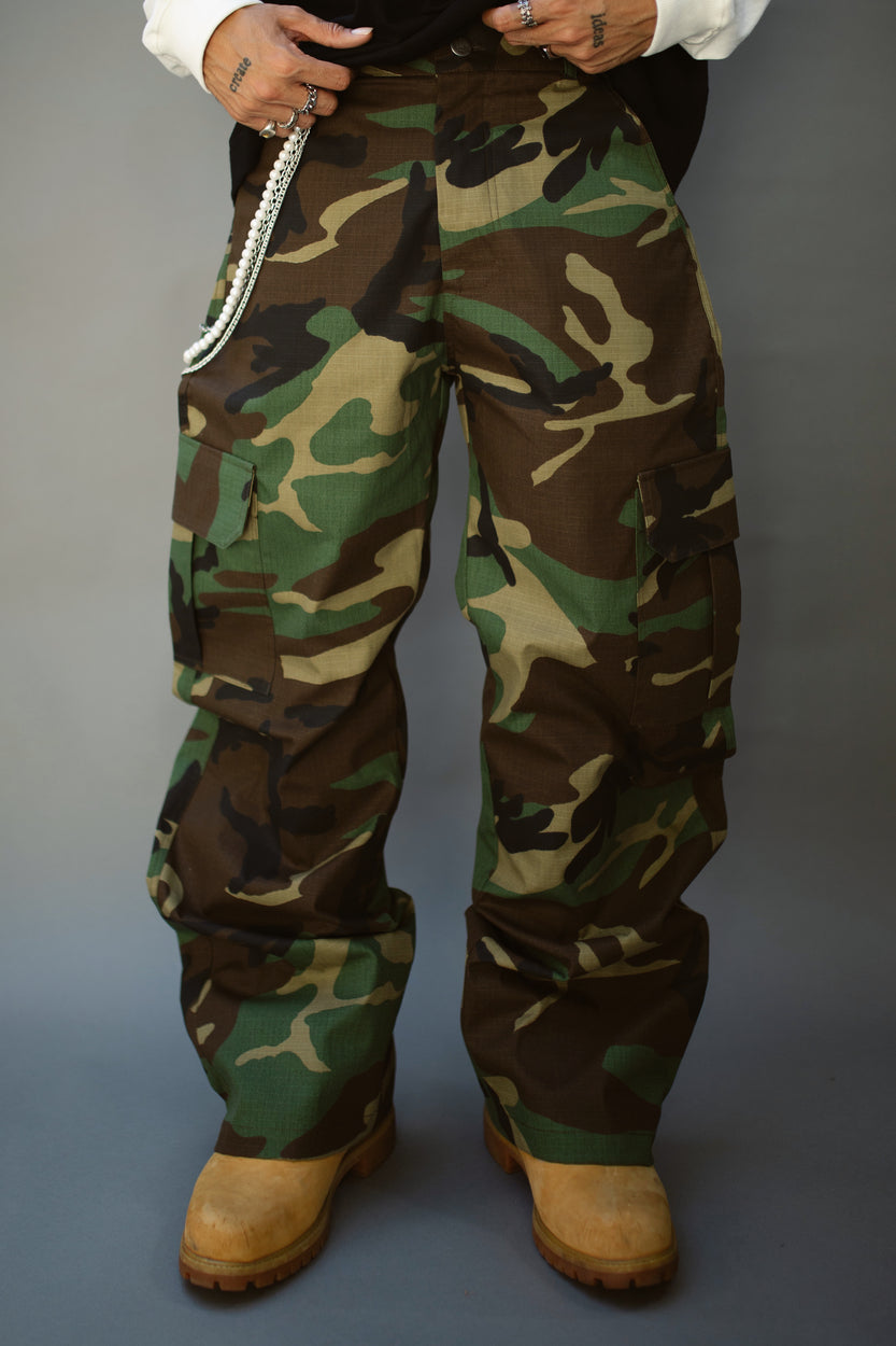CAMO CARGO PANTS